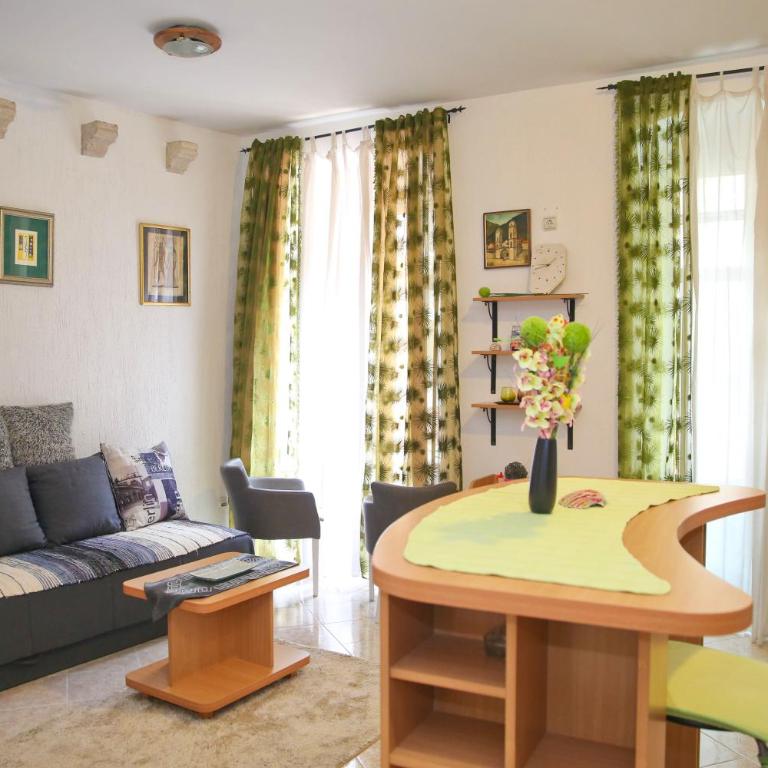 Old town Kotor Square - One-Bedroom Apartment - 3