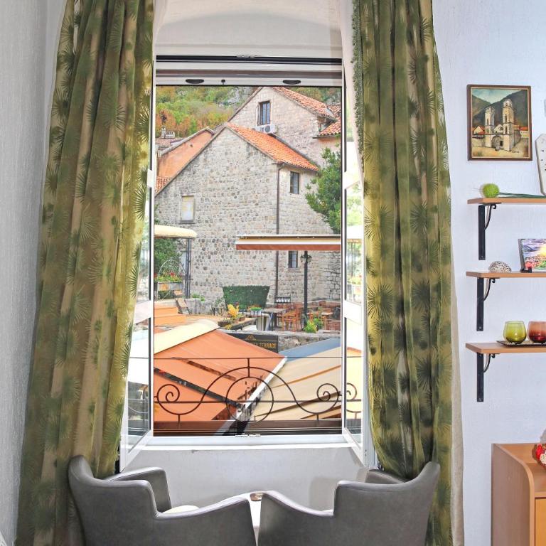 Old town Kotor Square - One-Bedroom Apartment - 2