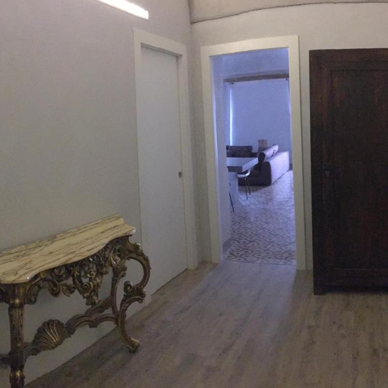 Arco Antico - Suite con 2 Camere da Letto - 10