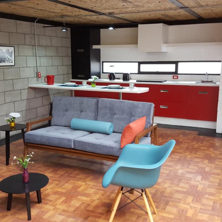 Cozy Loft with Balcony - Apartamento - 2 niveles - 24