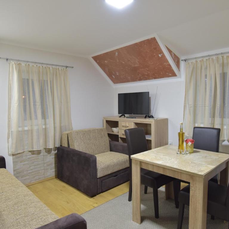 Villa Zagorka and mountain houses A, M, D - Standard Apartment - 3