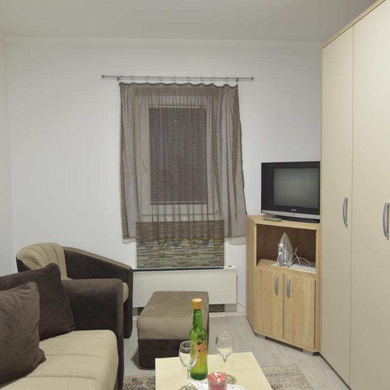 Villa Zagorka and mountain houses A, M, D - Two-Bedroom Apartment - 11