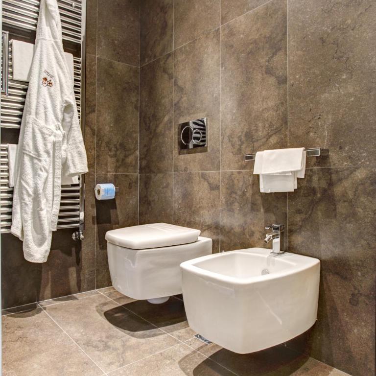 Hotel Byron - Junior Suite - 6