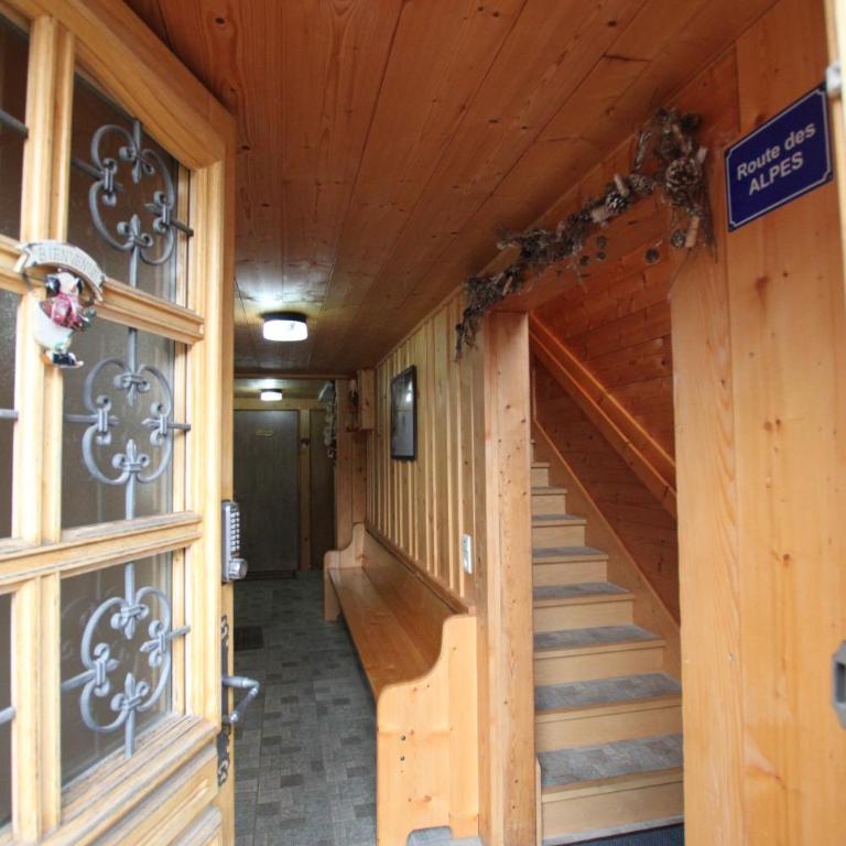 Le Mont Blanc (Gite Des Alpes) - Apartment - Ground Floor - 5