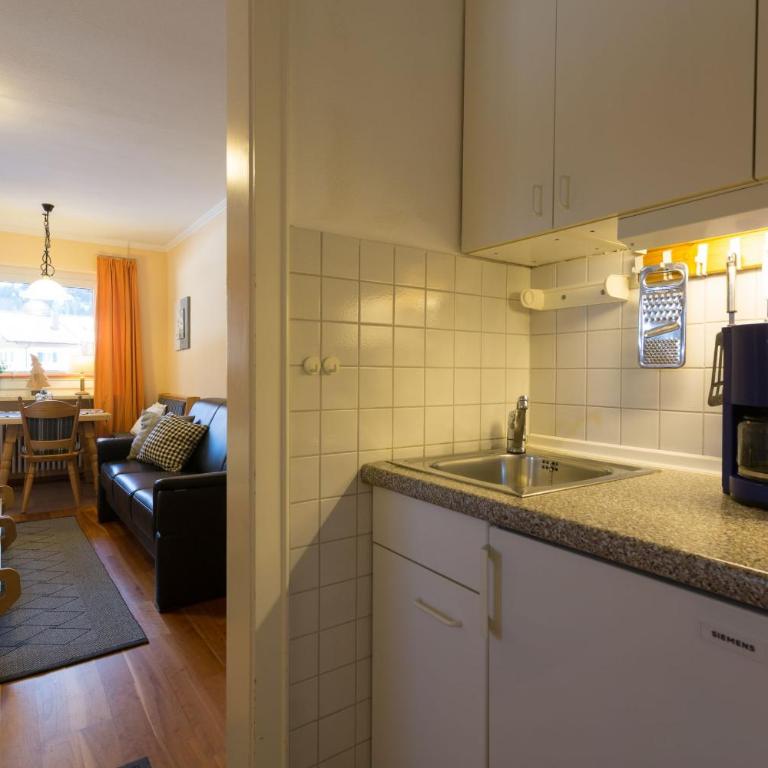Alpenflair Ferienwohnungen Whg 103 Appartementhaus Nebelhorn - Apartment mit Blick auf die Berge - 10