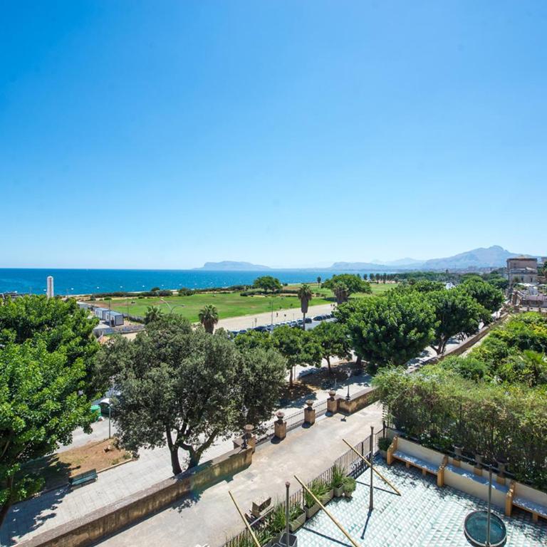 Amazing Sea View in Historic Building in Downtown by Wonderful Italy - Appartamento con Vista Mare - 10
