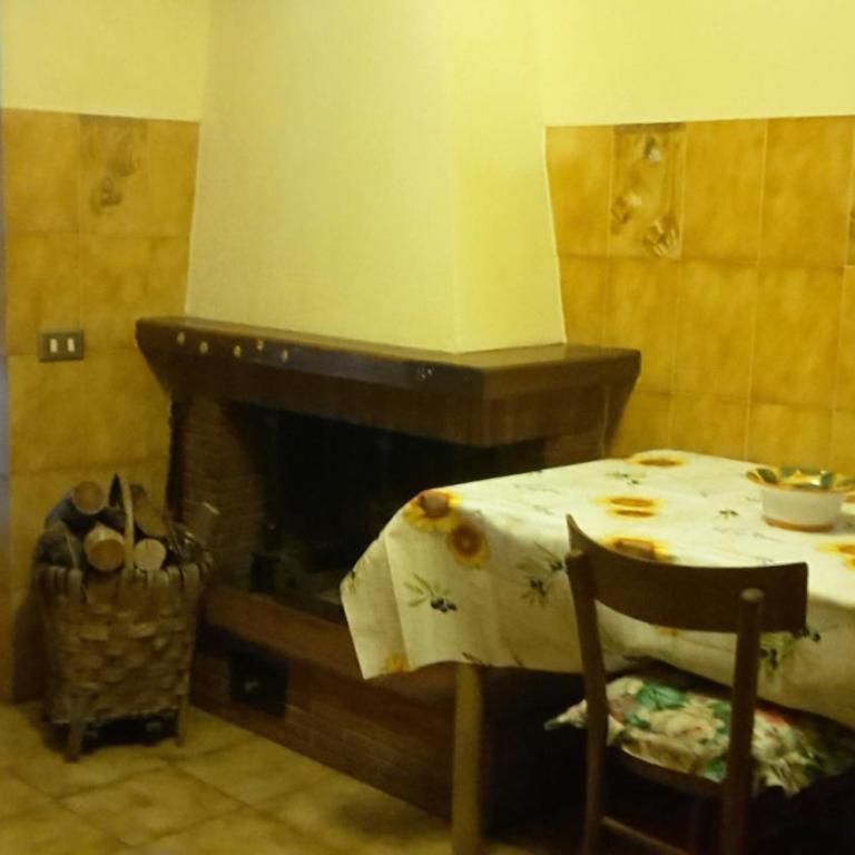Gessy's - Camera Matrimoniale con Bagno in Comune - 6