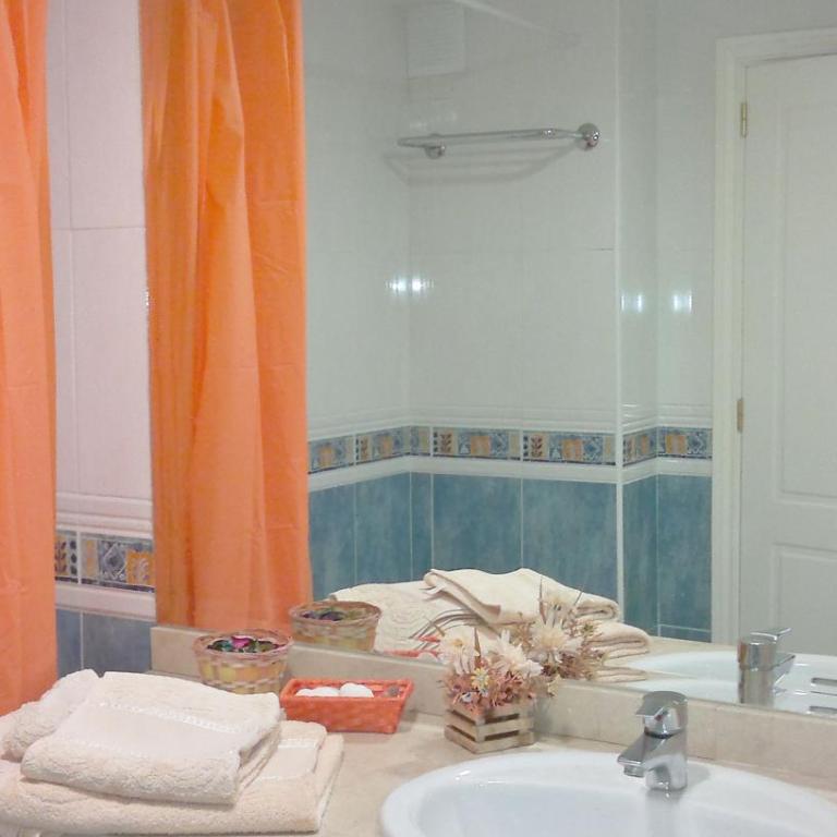MY PRETTY HOME - Lovely and spacious surrounded by tropical gardens - private covered and uncovered terrace - pool - parking - FREE FIBRE OPTIC INTERNET - Apartamento con vistas a la piscina - 36
