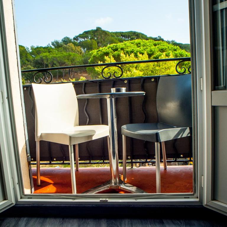 Hotel B Lodge - Chambre Double ou Lits Jumeaux Standard avec Balcon - 2