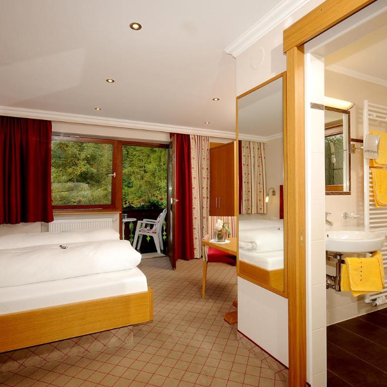 Hotel Garni Erler - Standard Doppelzimmer mit Balkon - 6