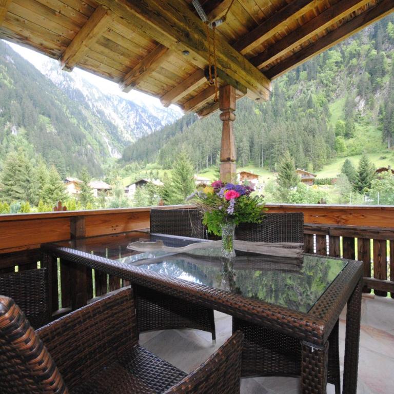 Zillertal Residenz - Three-Bedroom Apartment - 16