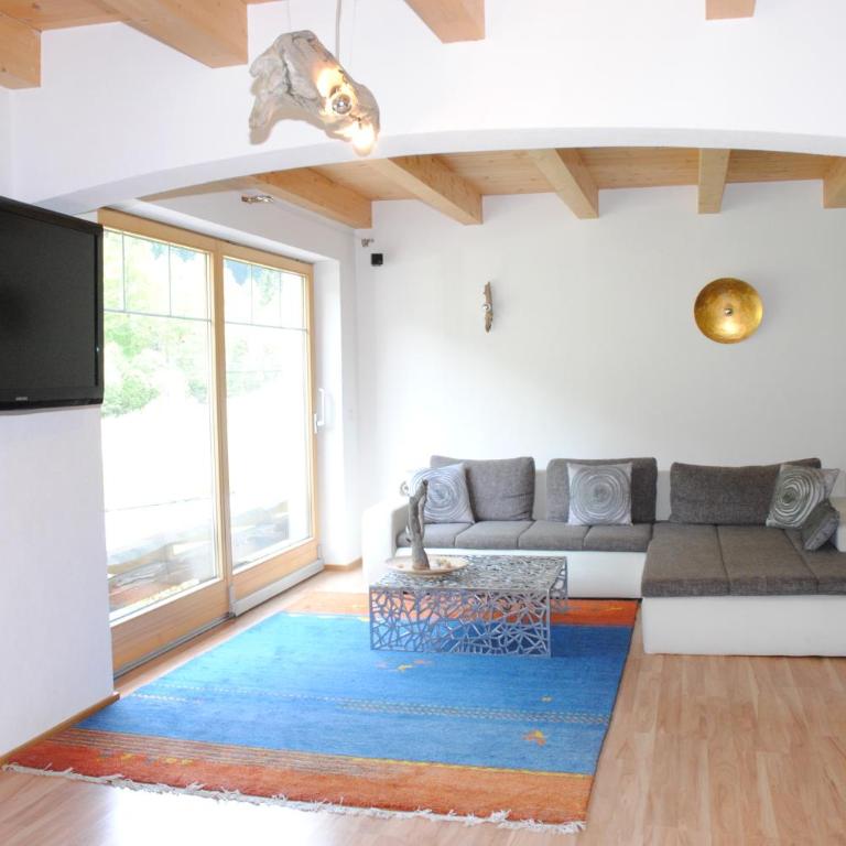 Zillertal Residenz - Three-Bedroom Apartment - 24