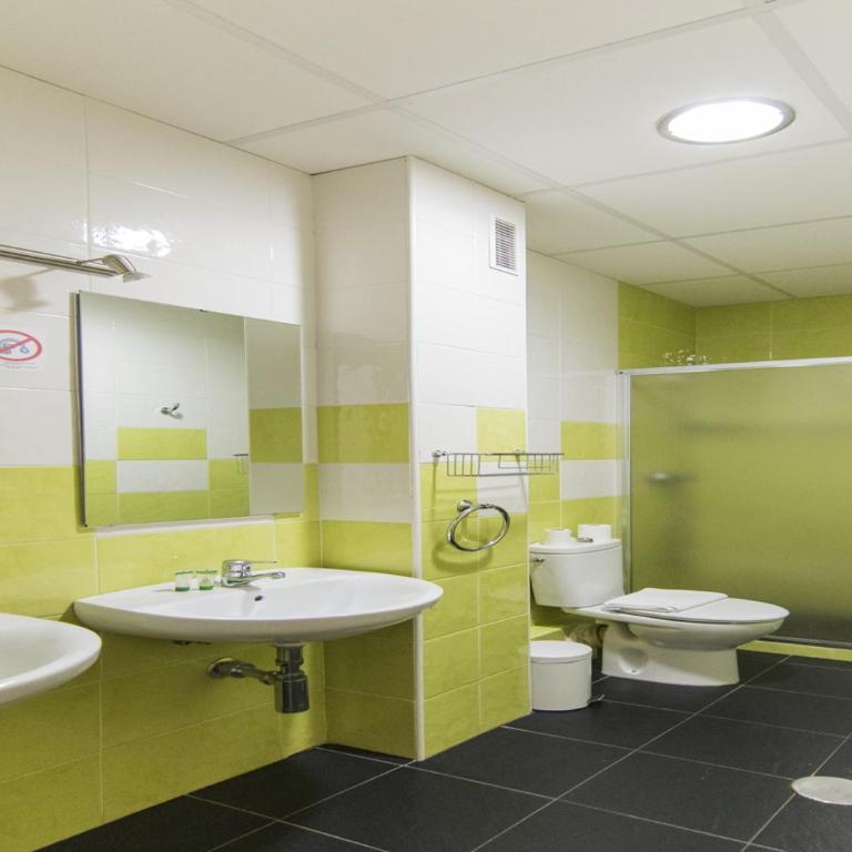 Albergue Inturjoven Huelva - Habitación Doble con baño privado - 2 camas - 11