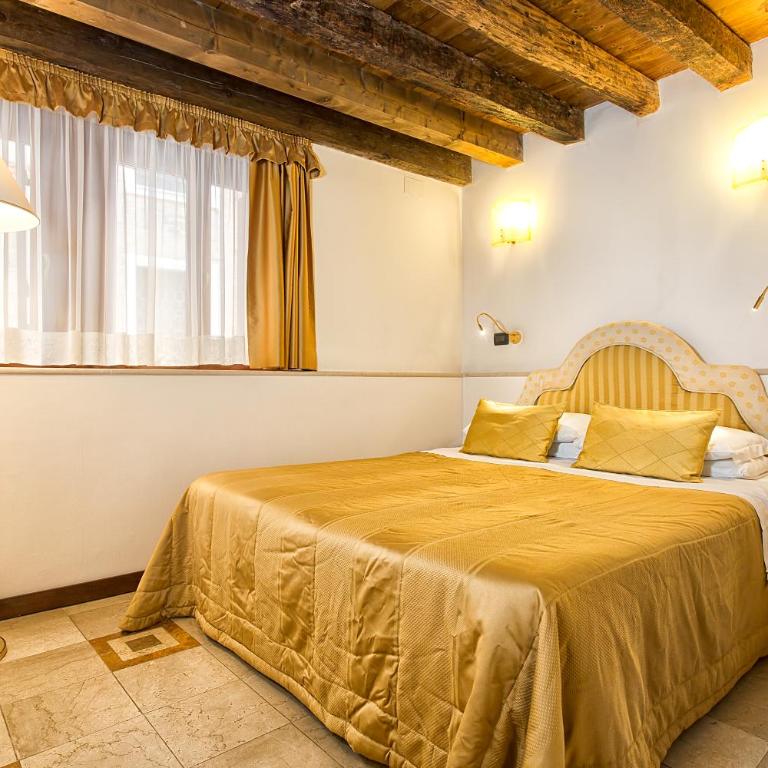 Ca' San Giorgio B&B - Camera Matrimoniale Superior - Piano Terra - 11