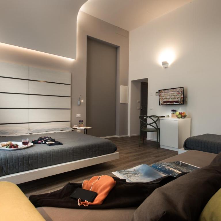 B&B In Centro Palermo - Deluxe Quadruple Room With Balcony - 6
