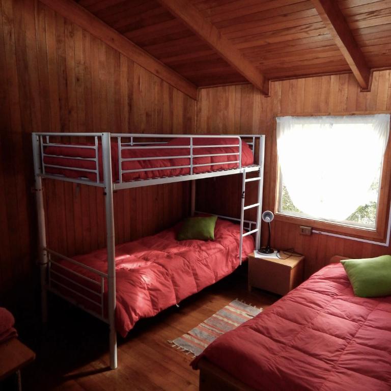 Parador Darwin Cucao - Triple Room with Private Bathroom - 1