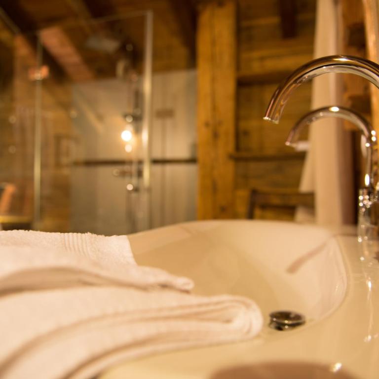 Les Mazots de la Source & Spa - Superior Chalet - 4