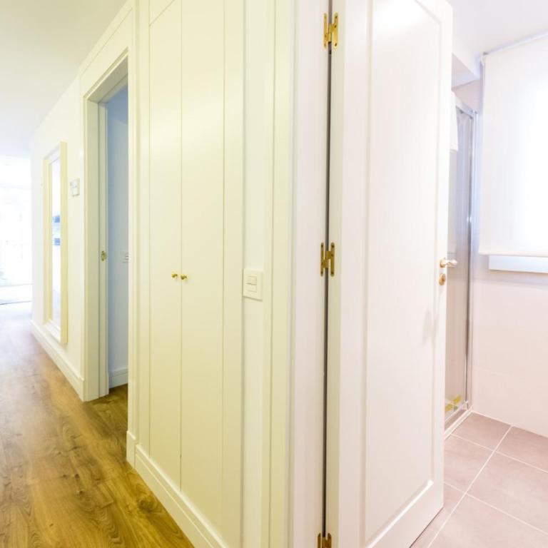 Atocha Boutique - Barrio de las Letras - Apartamento Superior - 88