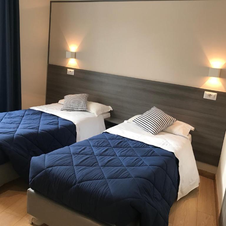 Boutique Hôtel Neptune Nice - Chambre Double ou Lits Jumeaux - 11