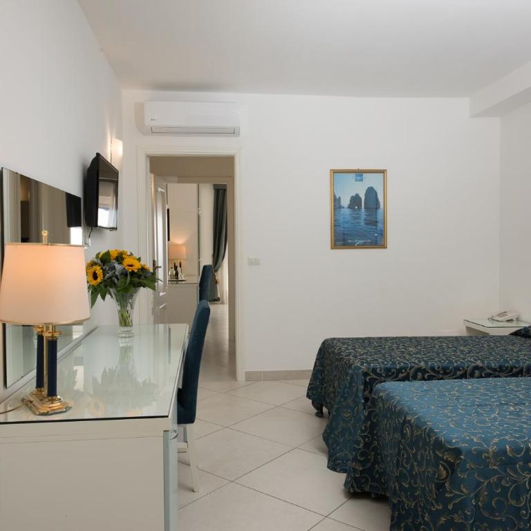 Hotel Weber Ambassador - Camera Familiare Superior - 1
