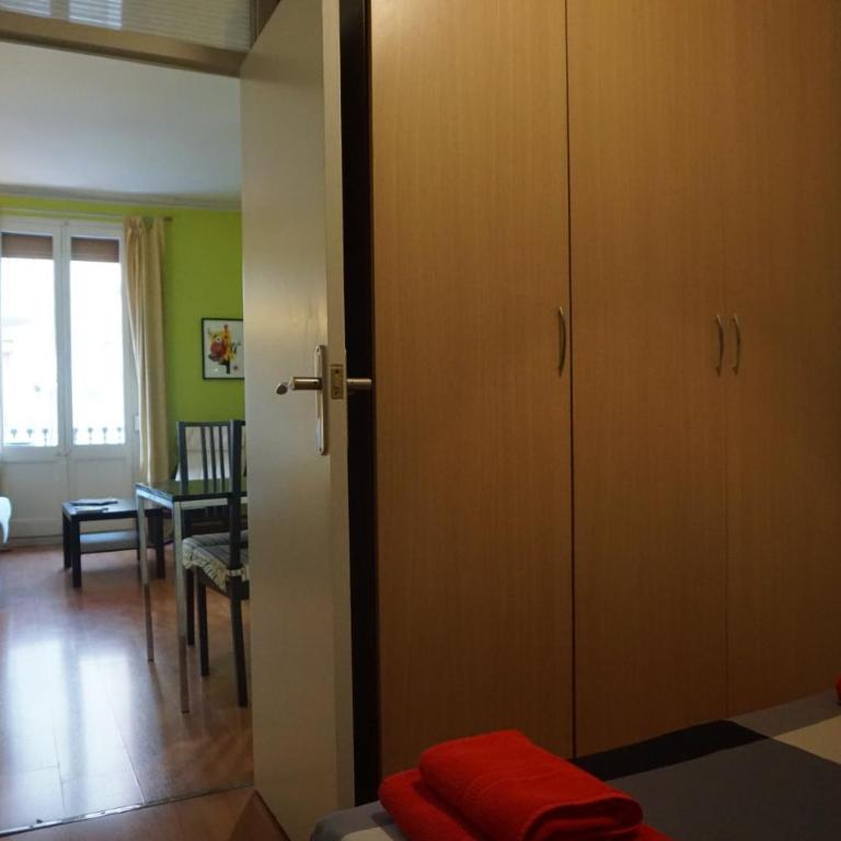 ApartEasy - Montjuïc & Fira - One-Bedroom Apartment - 6