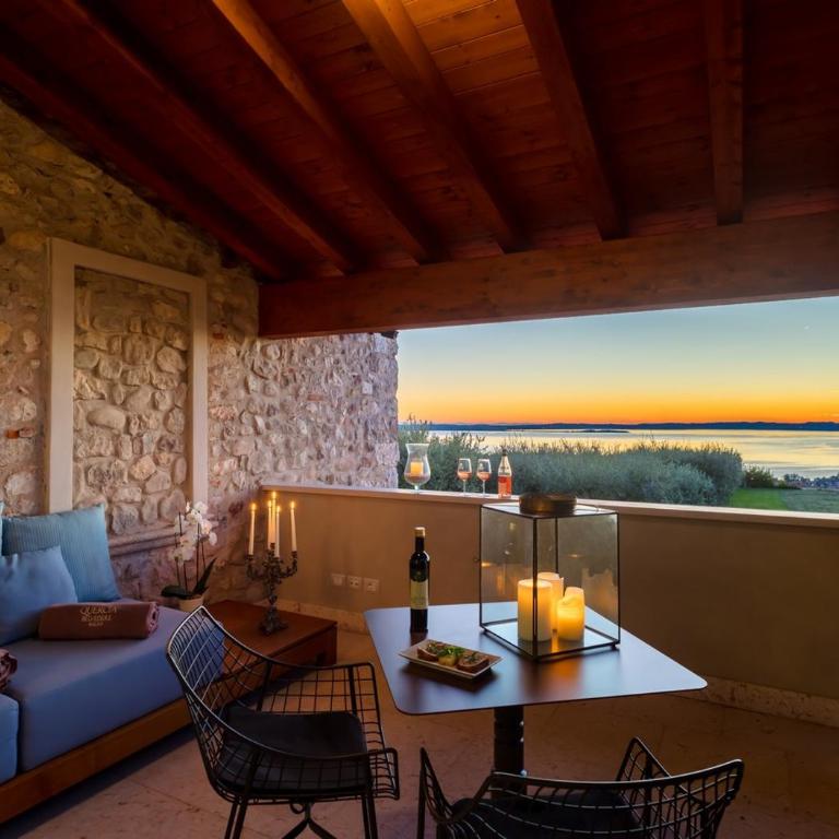 Quercia Belvedere Relais - Suite mit Seeblick und Balkon - 16