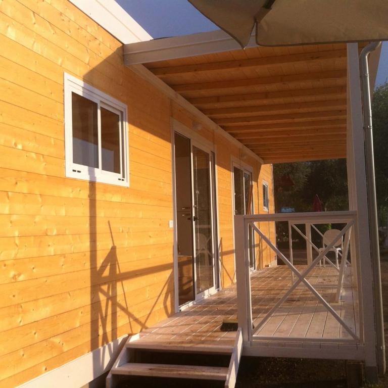 Aquacamp - Two-Bedroom Bungalow with Private Bathroom - 4