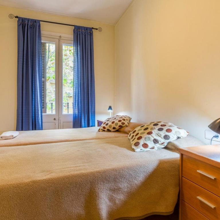 ApartEasy - Sant Antoni Market - Two-Bedroom Apartment - 13