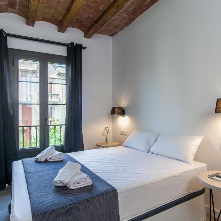 Aparteasy - Deluxe Family Apartments with Pool - One-Bedroom Apartment - 4