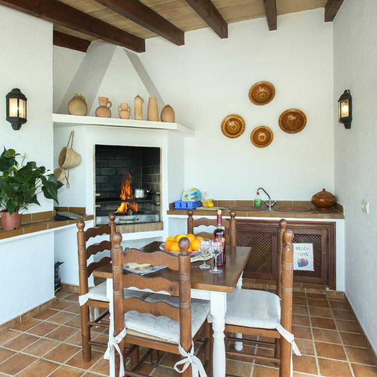 Owl Booking Villa Moya - Walking Distance to the Beach - Villa Deluxe - 14