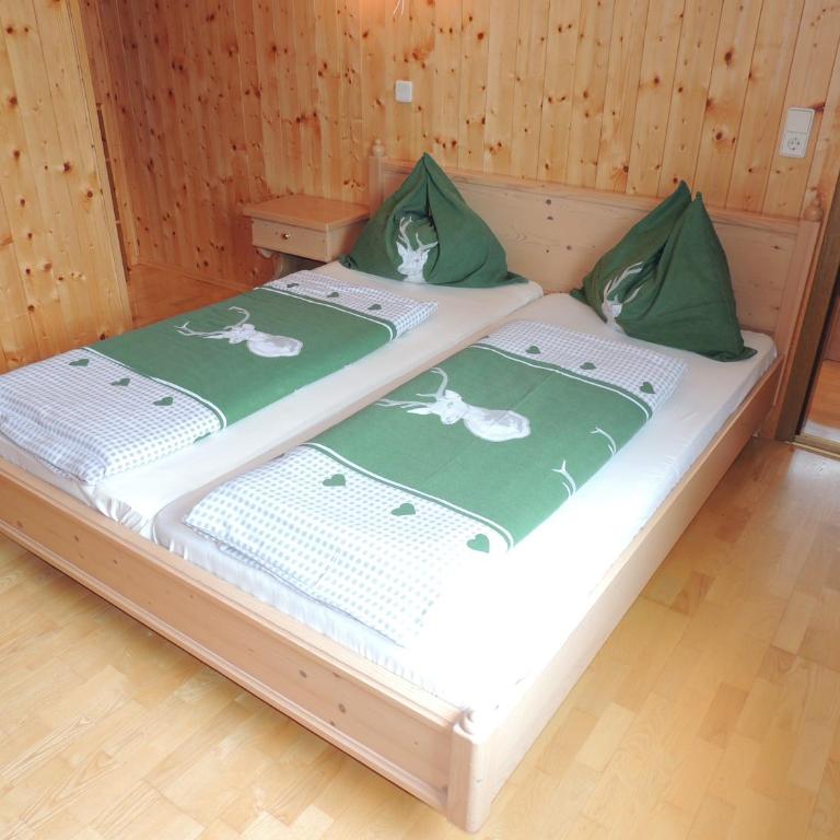 Landhaus Santner - Örglwirt's Ferienwelt - Apartment mit 1 Schlafzimmer - 1