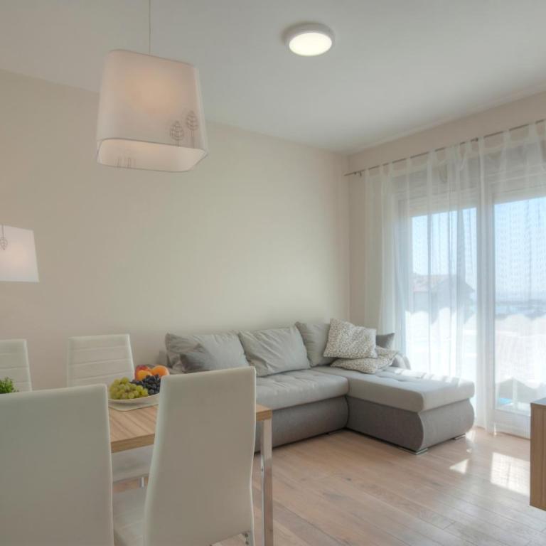 JK Suites - Deluxe Apartment - 7