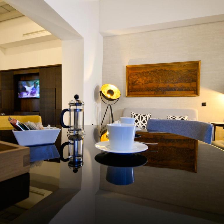 Legado Alcazar Hotel - Suite con terraza y vistas al Real Alcázar - 9