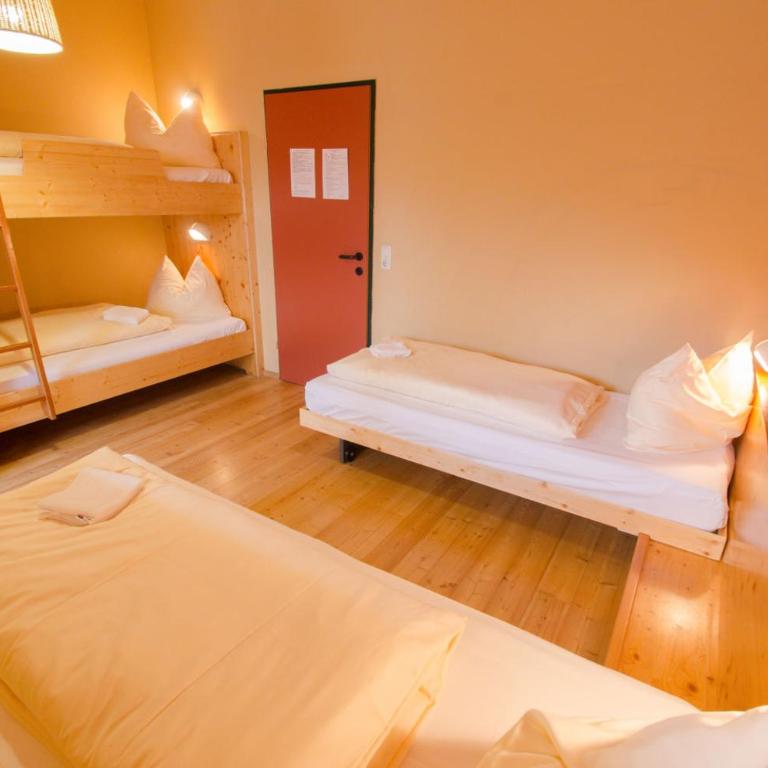 JUFA Hotel Murau - Self Check-in - Vierbettzimmer - 3