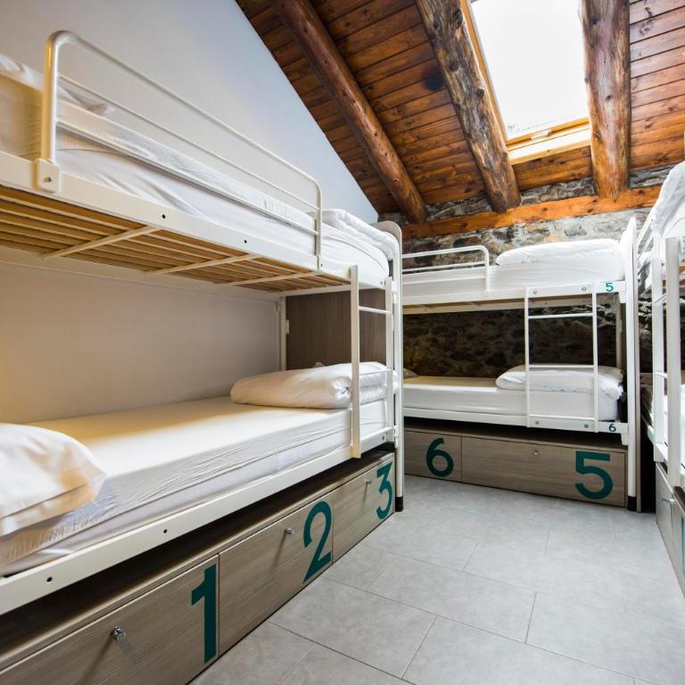 Mountain Hostel Tarter - Einzelbett im Schlafsaal mit 6 Betten - 6