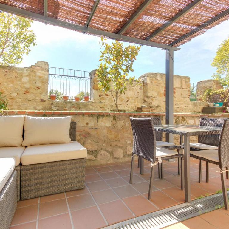 Apartamentos Suites&Homes - Apartamento con vistas al jardín - Calle Gibraltar 18 - 1