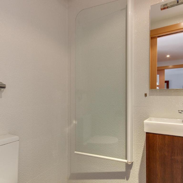 Apartamentos Suites&Homes - Apartamento con vistas al jardín - Calle Gibraltar 18 - 11