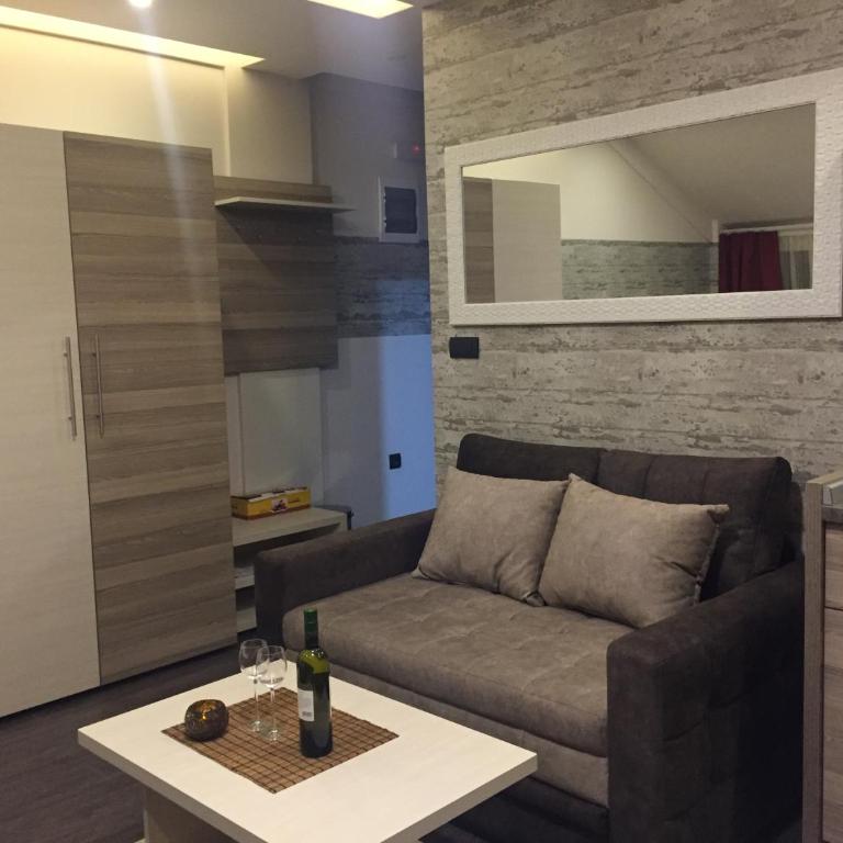 K23 apartment Milmari - Studio Apartment - 14
