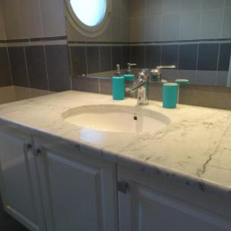 Modern one bedroomed apartment just off the Cannes Seafront with a terrace and pool access 1753 - Appartement 1 Chambre - 17