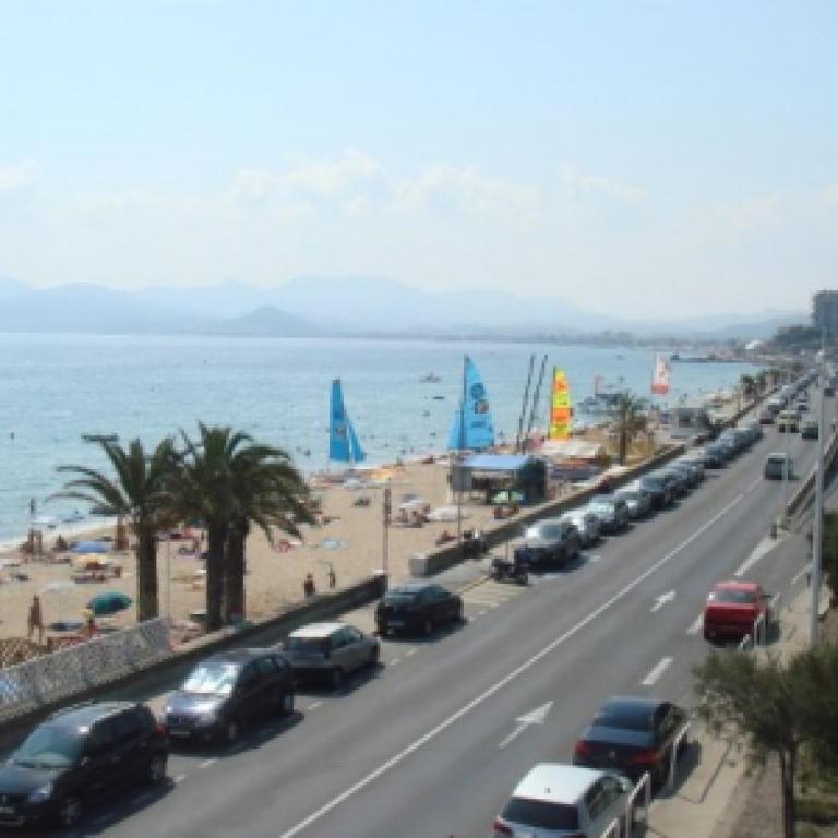 Modern one bedroomed apartment just off the Cannes Seafront with a terrace and pool access 1753 - Appartement 1 Chambre - 21