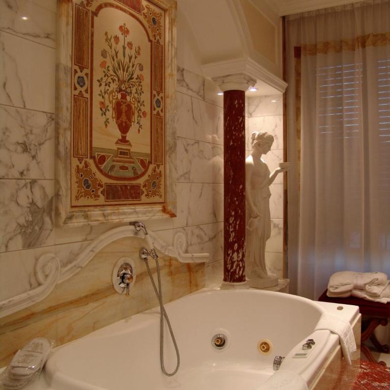 Grand Hotel des Iles Borromées & SPA - Suite Superior - 4