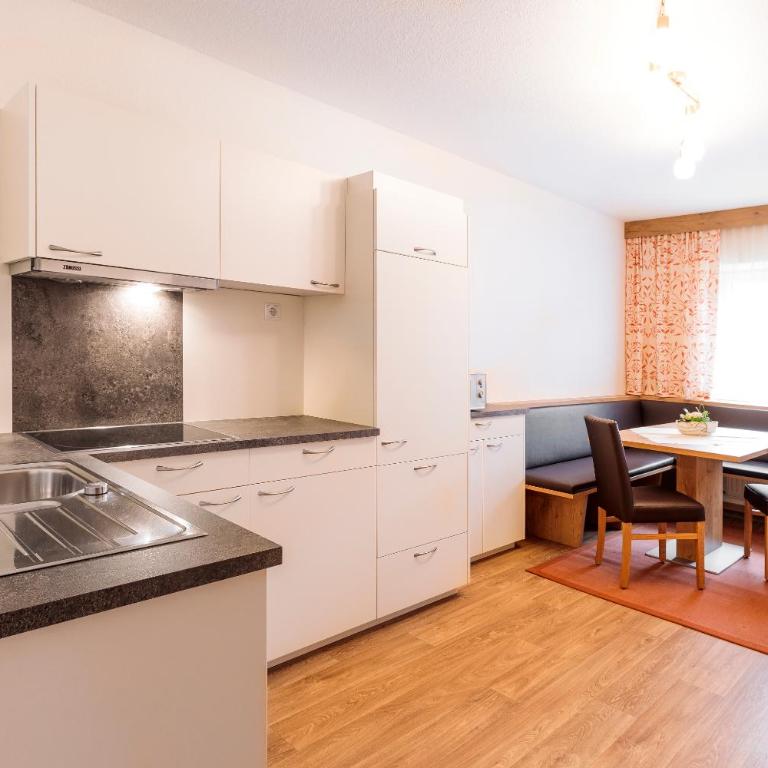 Apart Madeleine Superior inklusive Summercard - Comfort Apartment mit 2 Schlafzimmern - 2