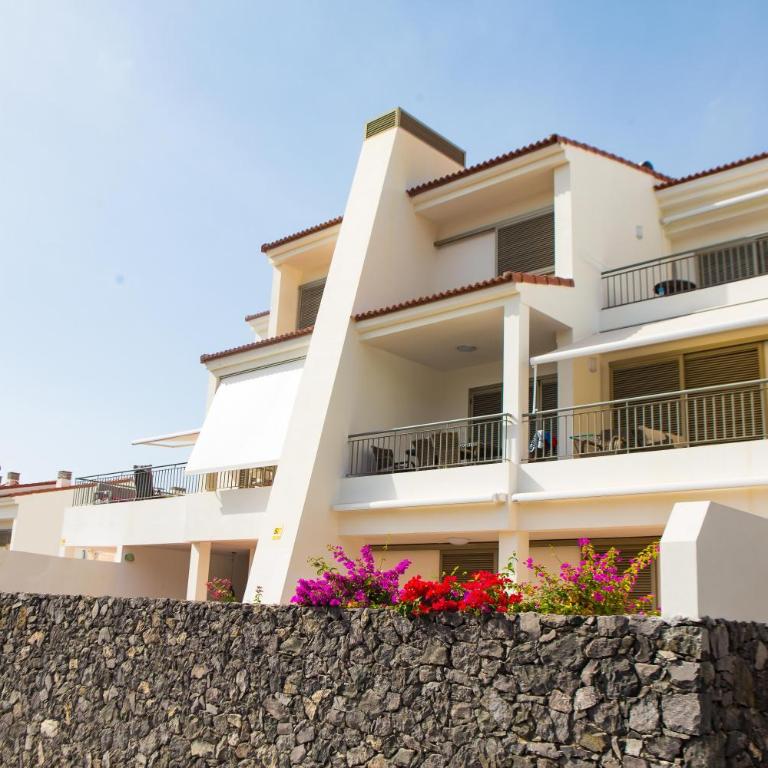 2 Bedrooms Apartment In Magnolia Golf Resort, La Caleta - Apartamento con vistas al mar - 77