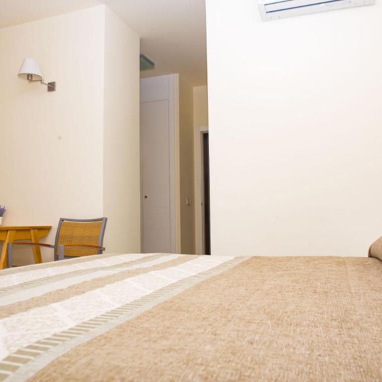 2 Bedrooms Apartment In Magnolia Golf Resort, La Caleta - Apartamento con vistas al mar - 60