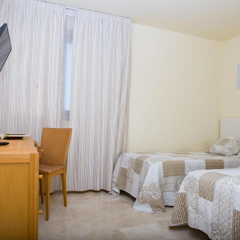 2 Bedrooms Apartment In Magnolia Golf Resort, La Caleta - Apartamento con vistas al mar - 58