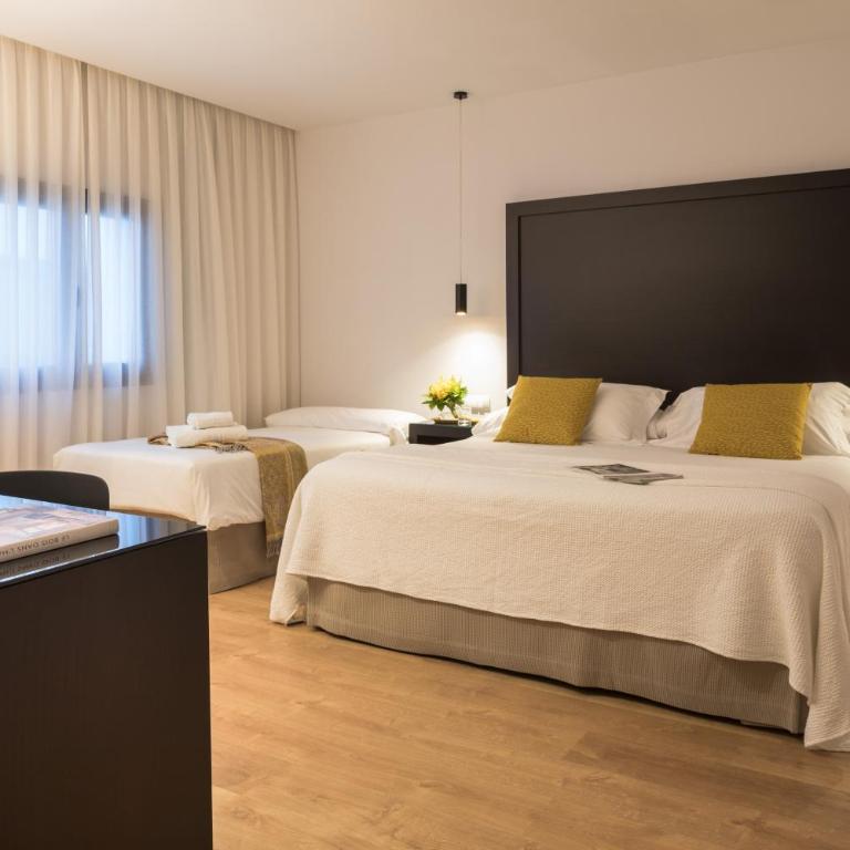 Hotel Fernando III - Habitación Doble con cama supletoria - 6