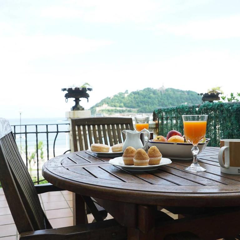 BREATHTAKING TERRACE VIEWS in luxury apartment - by www,SanSebastianApartments,es - Apartamento con terraza - 21