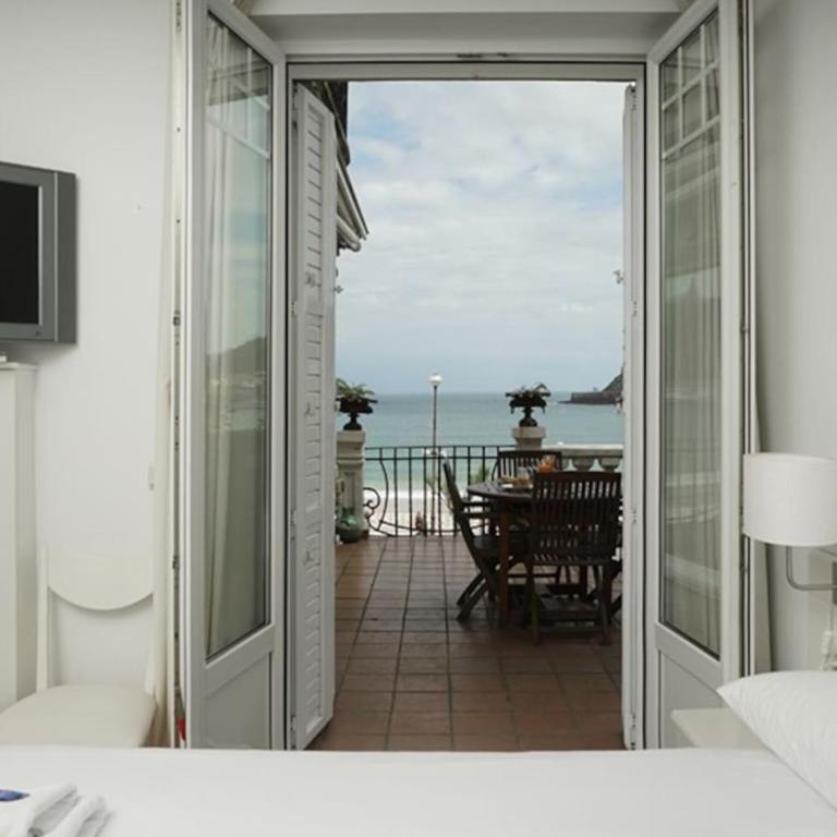 BREATHTAKING TERRACE VIEWS in luxury apartment - by www,SanSebastianApartments,es - Apartamento con terraza - 5