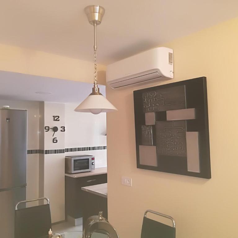 Piso Cerca De La Playa - Apartamento de 3 dormitorios - 4