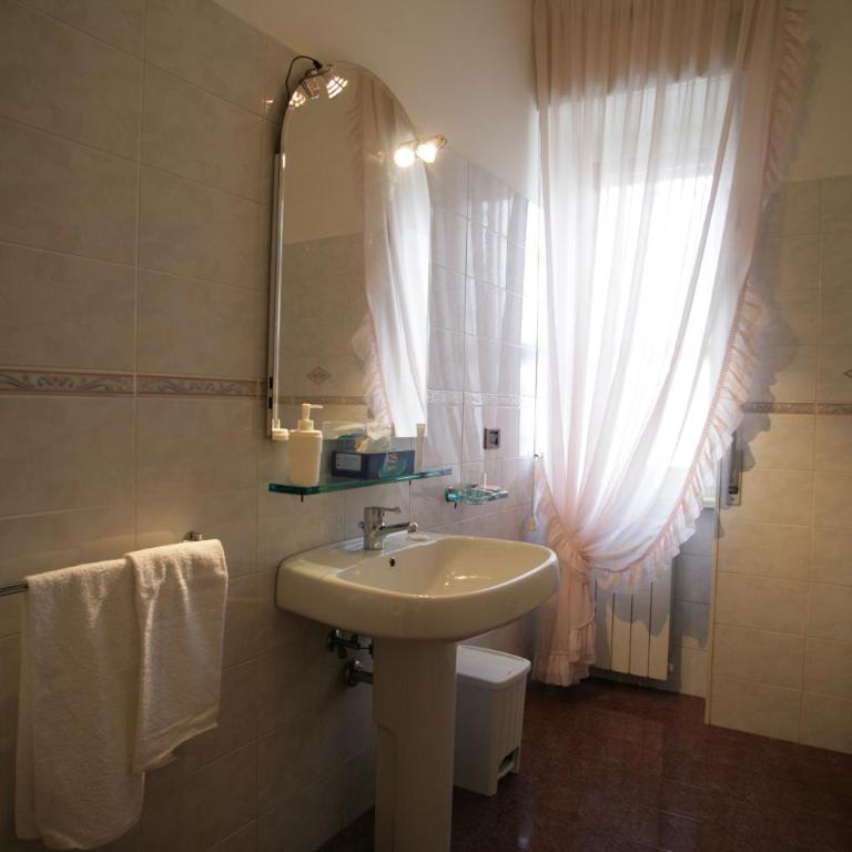 Casa Carmen - Appartamento Standard con 2 Camere da Letto - 60
